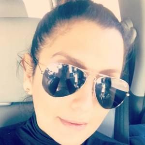 Meet your Posher, Carolina